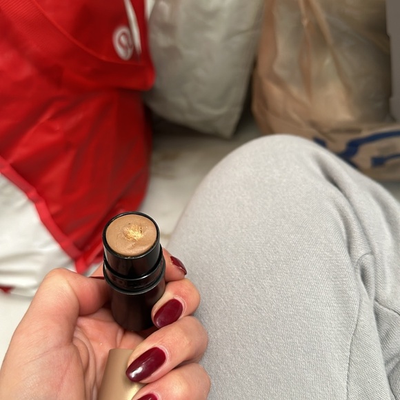 NUDESTIX
NUDIES Matte + Glow Core All Over Face Blush Color - Picture 4 of 5